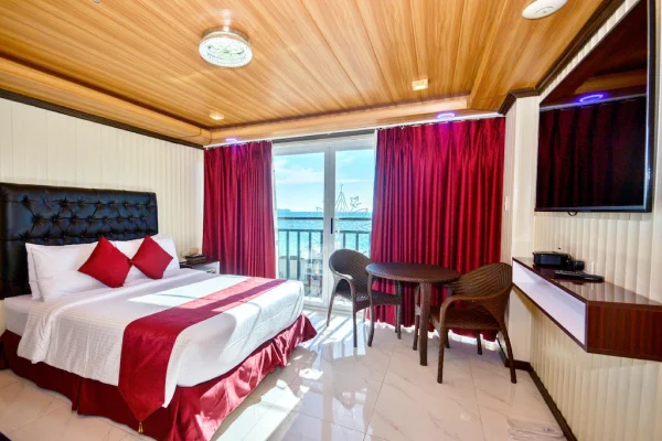 Main Building Junior Suite Room