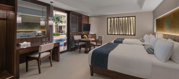 Deluxe Premium with direct Pool access