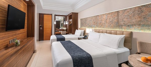 Deluxe Room with direct Pool access