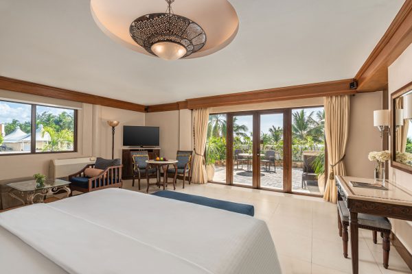 Honeymoon Suite