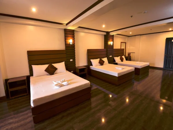 Deluxe Family Room