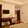Deluxe Twin Room - Image 2
