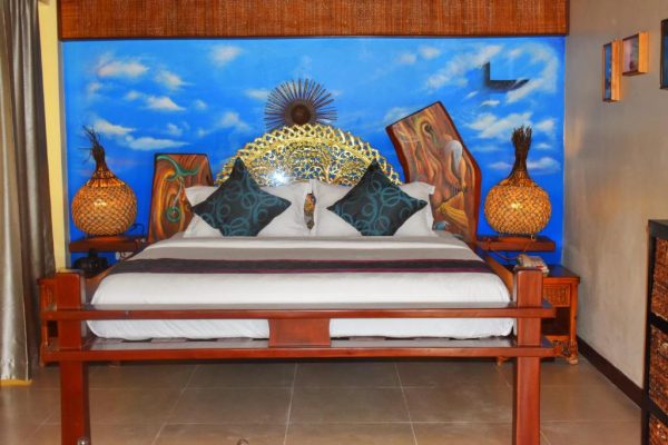 Coral Garden King Suite
