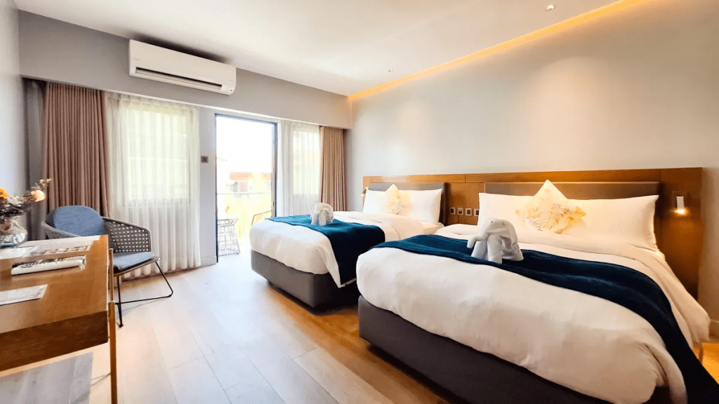 deluxe suite pinnacle
